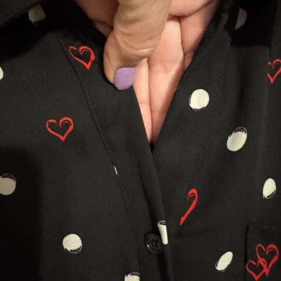 CHICO'S BLACK BLOUSE W/WHITE DOT & RED HEARTS   MEDIUM - Picture 5 of 10